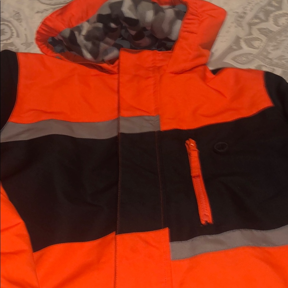 Boys Athletech Winter coat w/ detachable jacket - Picture 14 of 14